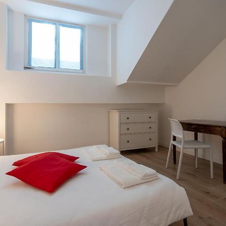 City Centre Apartment - 10 Minutes To Duomo - Free Wifi E Netflix Milaan Buitenkant foto